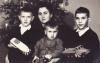 Zyta Krall z dziećmi ok. 1963